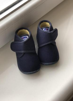 Ботиночки для новорожденных