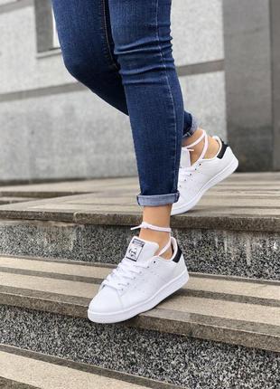 Прекрасные кеды adidas stan smith в белом цвете из кожи /весна/лето/осень😍