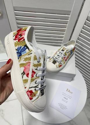 Кеды белые черные серые цветы бренд хайтопы