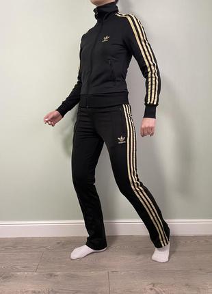 Спортивный костюм adidas1 фото