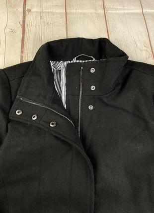 Стильное женское лаконичное демисезонное демисезонное пальто блейзер черное oversize весна-осень изна5 фото