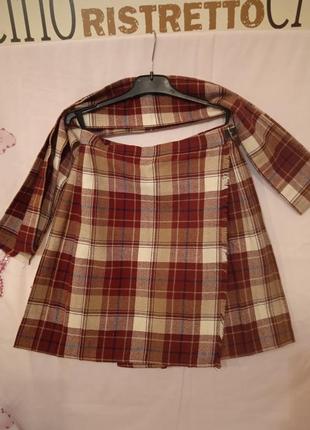 Шикарна спідниця  під вишиванку для маленької україночки.