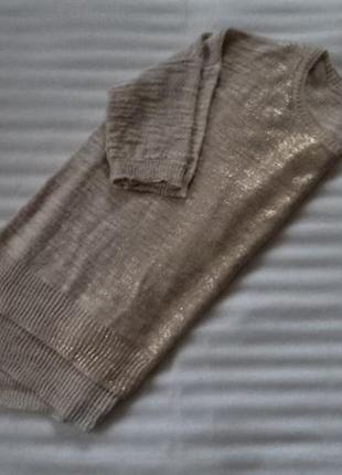 Изысканная футболка оверсайз с шикарным  золотым напылением спереди и с заду/как новая