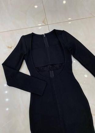 Чёрное бандажное платье с утяжкой миди4 фото