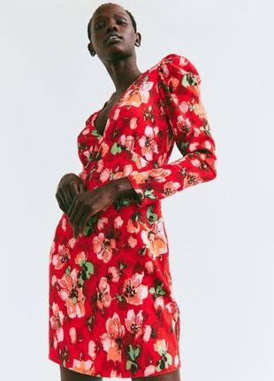 Платье в цветочный пинт