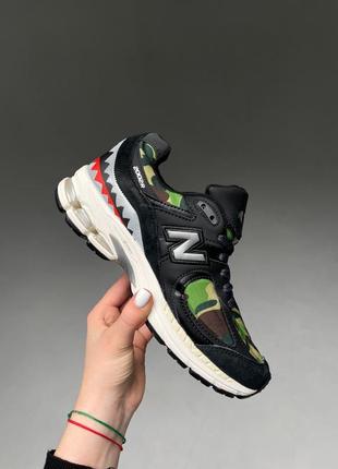 Классные мужские кроссовки new balance 2002r camo black custom premium чёрные камуфляжные