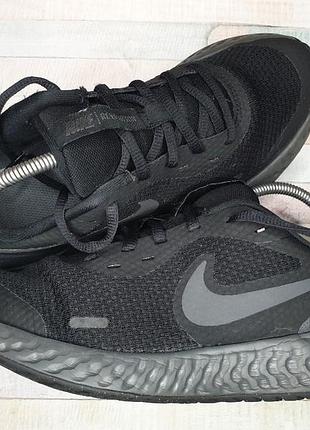 Кроссовки nike revolution 5