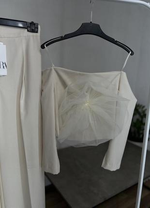 Шикарная блуза zara с объемным цветком3 фото