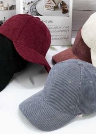 Нові вельветові кепки у різних кольорах