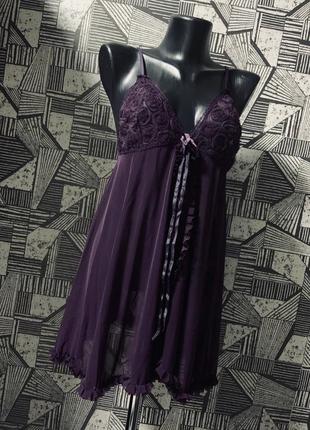 Шикарный эротический ультрафиолетовый невесомый пеньюар и стриги с рюшами.1 фото