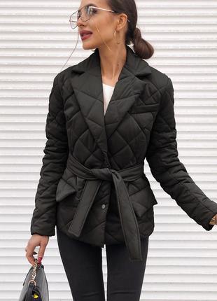 Стеганая куртка-пиджак с поясом демисезон