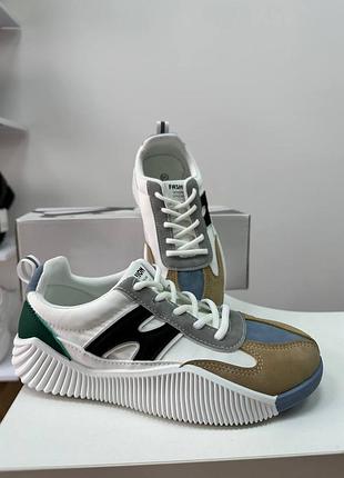 Жіночі кросівки демісезон весна осінь під бренд new balance