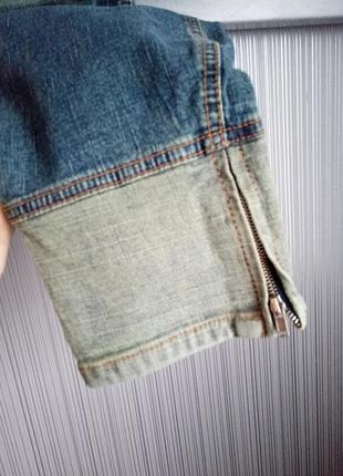 Стильные джинсы с большими карманами по бокам размер 272 фото