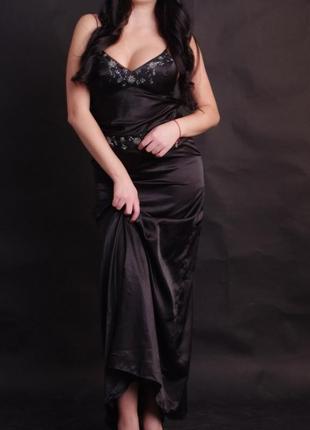Шикарне чорне плаття в білизняному стилі з відкритою спинкою dave&johnny