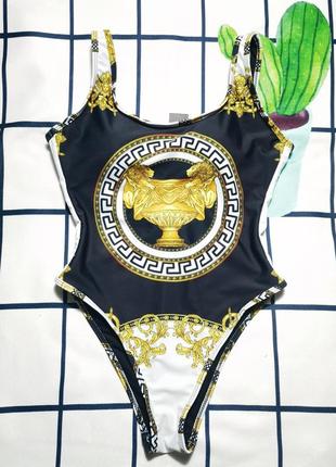 Купальник в стилі versace