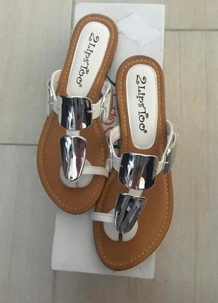 Босоножки 2 lips too. белые. новые.