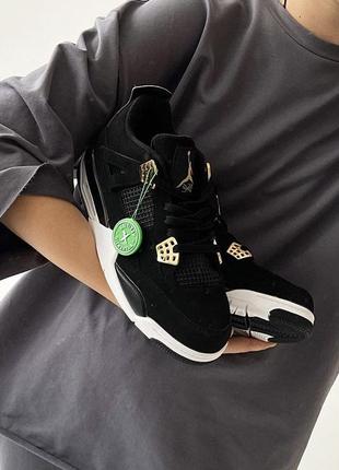 Крутейшие женские унисекс кроссовки nike air jordan 13 VARSITY lucky green white 4 VARSITY black gold premium чёрные с золотом4 фото
