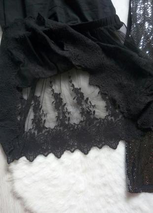 Черная пышная нарядная ажурная юбка короткая мини на резинке снизу набивной гипюр6 фото