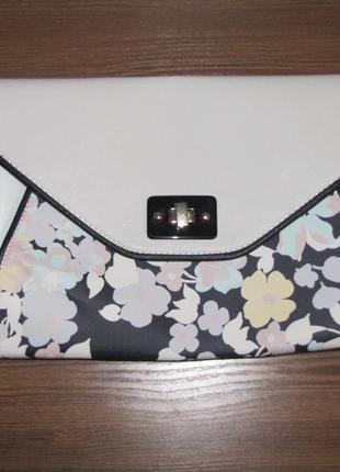 Фірмовий сумочка клатч