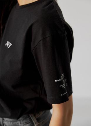 Футболка женская хлопковая натуральная с вышивкой и принтом на рукаве однотонная белая хаки черная