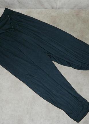 Штани капрі чорні бриджі на дівчинку 9-10 років.