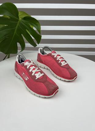 Оригинальные женские кроссовки skechers