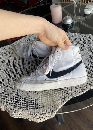 Nike blazer mid 77
