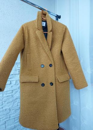 Пальто буклє р.s жовте