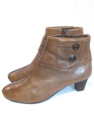 Стильні шкіряні демісезонні черевики ботильйони, р.40 код b40041 фото