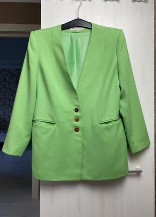 Піджак без лацканів весняного кольору5 фото