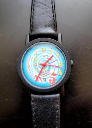 Яскравий кварцовий чоловічий годинник2 фото