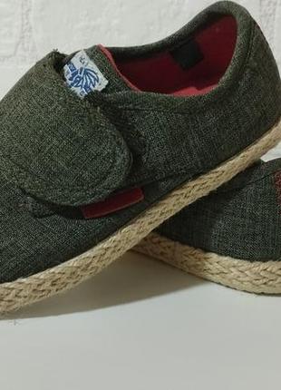 Кеди, мокаси next . нові