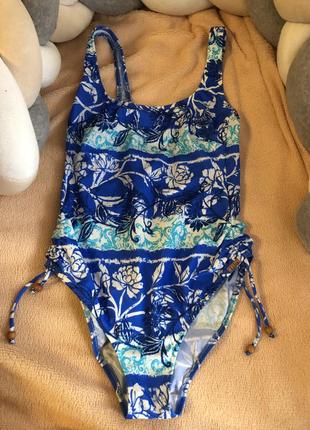 Шикарний суцільний купальник розмір м стан нового