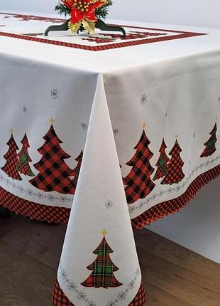 Скатерть новогодняя полиэстер 3d 130х180 yh-3 елочка