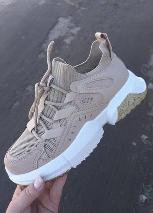 Кросівки 🔥🔥🔥
