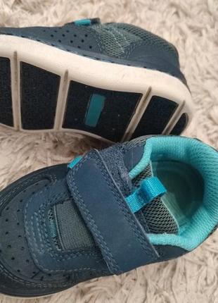 Стильные кроссовки для вашего малыша3 фото