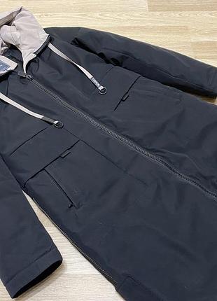 Модна сучасна довга легка чорна куртка курточка весна осінь зима демисезон легкая черная