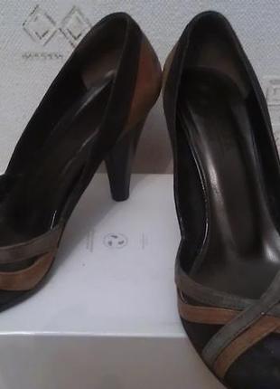 Черевички з натуральної замші німецької фірми goover, розмір 35