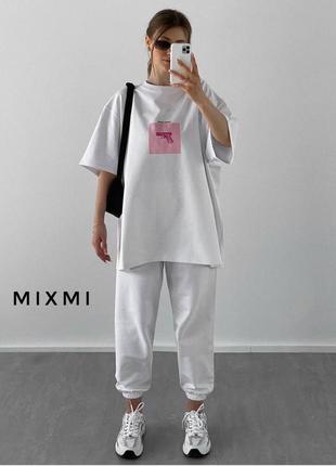 Костюм спортивный с футболкой