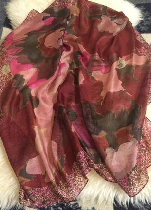 Чудова шовкова хустина