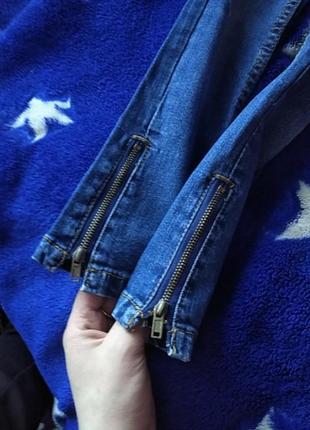 Коасные джинсы с замочками снизу3 фото