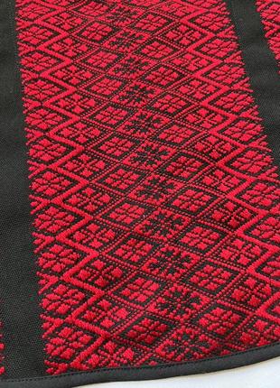 Корсет вышиванка черно-красный в украинском стиле6 фото
