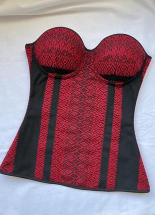 Корсет вышиванка черно-красный в украинском стиле