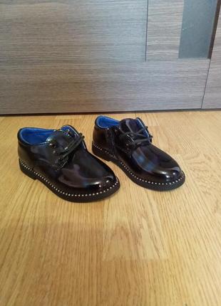 Туфельки на дівчинку 27; 29р
