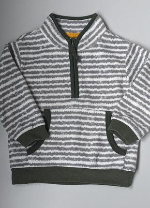 Тепленький свитер на малыша