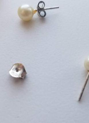 Срібні сережки - цвяхи у вигляді перлинок2 фото