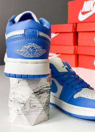 Идеальные на лето! кроссовки в стиле air jordan 1 low blue birdy💙🤍    стильные джорданы🔝2 фото