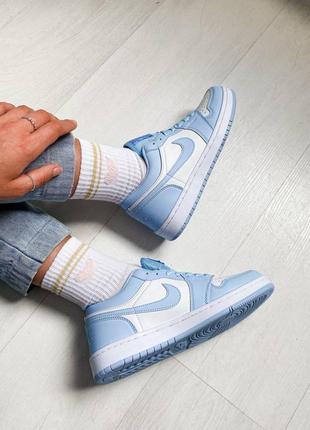 Кроссовки в стиле  air jordan 1 low sky💙 стильные джорданы🔝3 фото