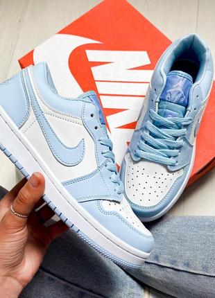 Кроссовки в стиле  air jordan 1 low sky💙 стильні джордани🔝