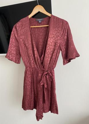 Комбінезон з шортами